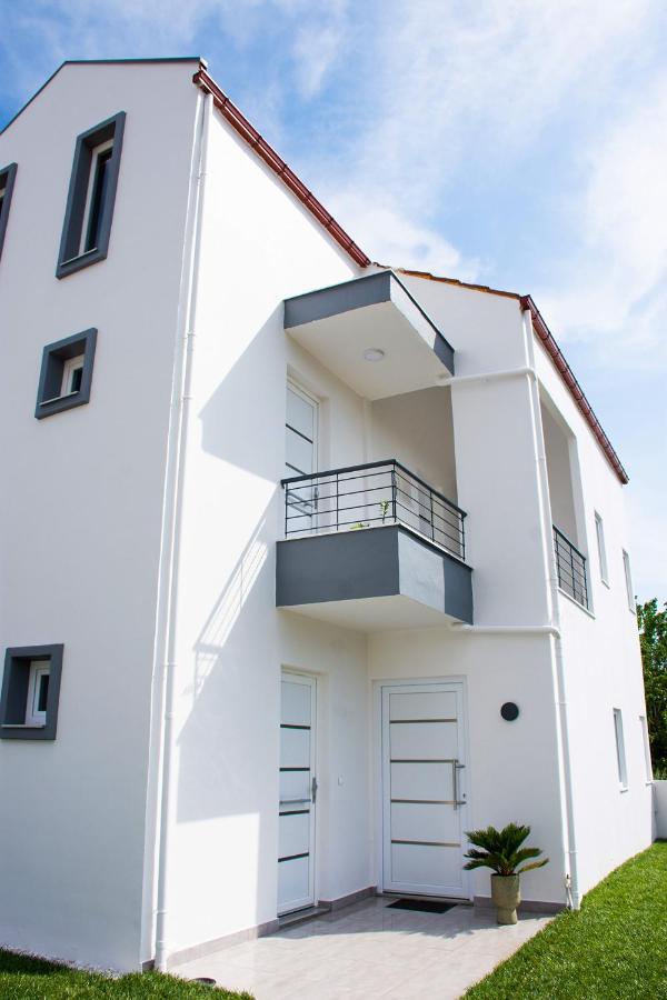 Sithon Diamond Suites Nikiti  Extérieur photo