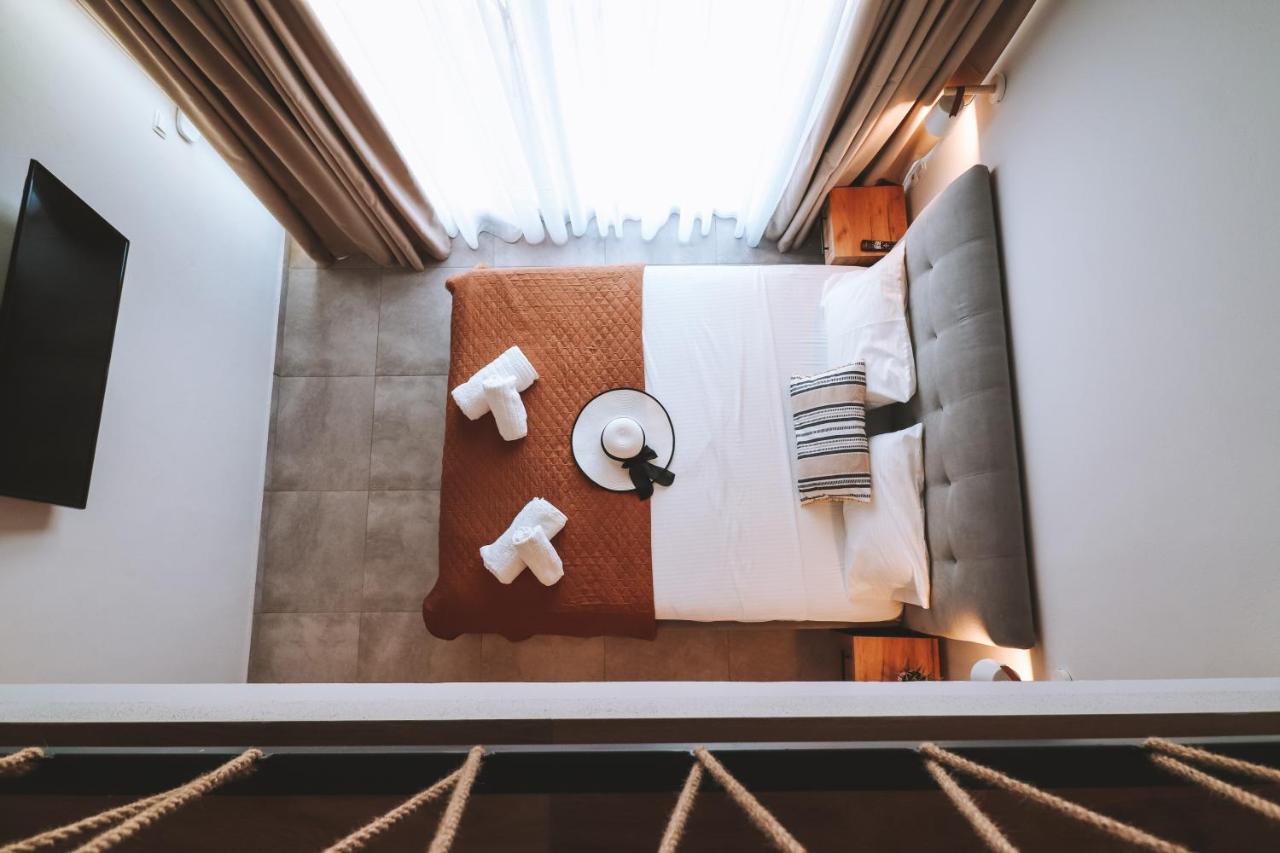 Sithon Diamond Suites Nikiti  Extérieur photo