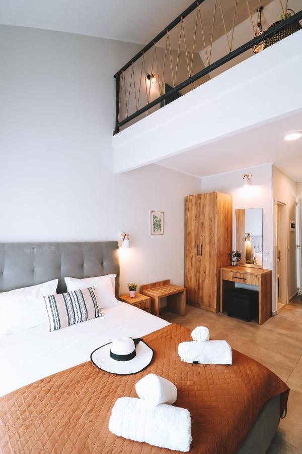 Sithon Diamond Suites Nikiti  Extérieur photo