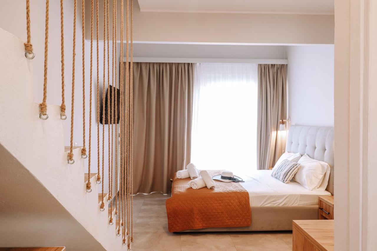 Sithon Diamond Suites Nikiti  Extérieur photo
