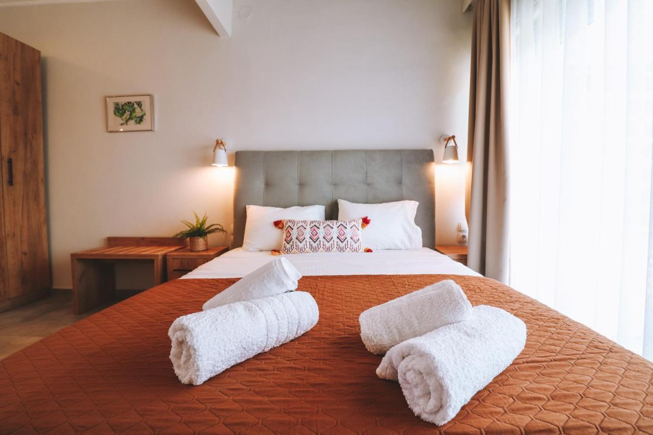 Sithon Diamond Suites Nikiti  Extérieur photo